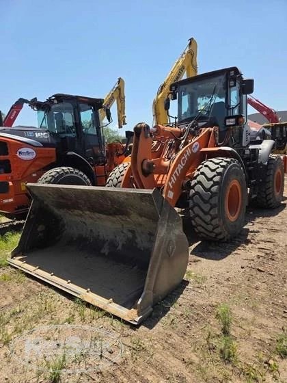 Used Hitachi Loader